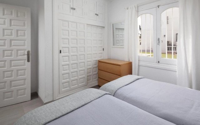 Bright spacious 1 bed apartment