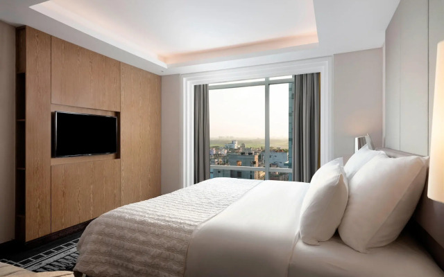 Le Meridien Dhaka