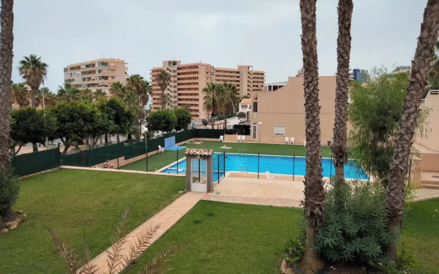Bungalow With Stunning Sea Views, Just One Street From the Beach