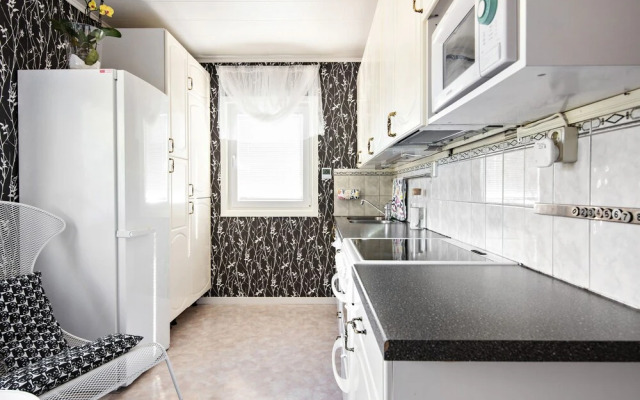 Entire Villa HomelyComfort, Laxå