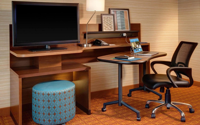 Fairfield Inn & Suites by Marriott Lincoln Crete