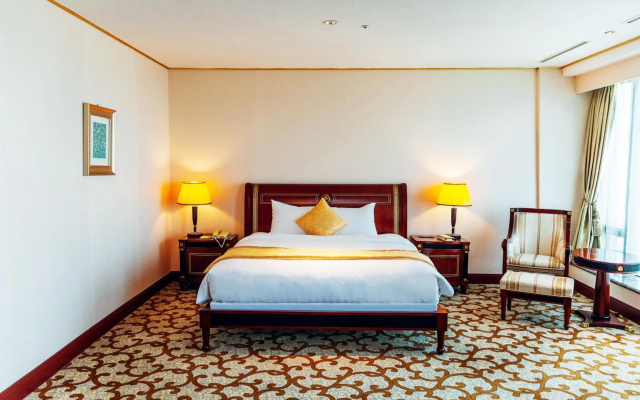 Grand Plaza Hotel Hanoi – Guest Rooms – Hanoi