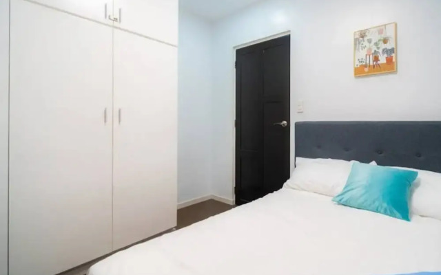 3bd Lux City Oasis LAS Pinas