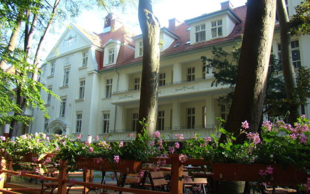 Hotel Cesarskie Ogrody