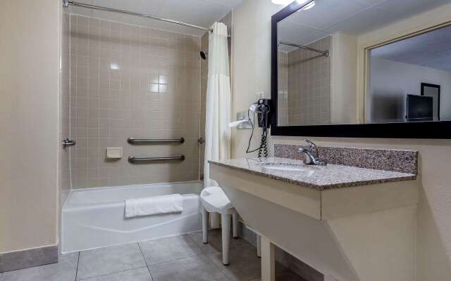 Quality Inn Pinehurst Area