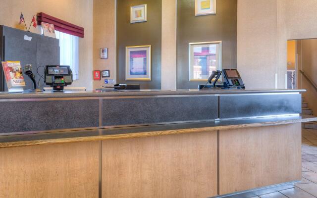 Red Roof Inn Tulsa
