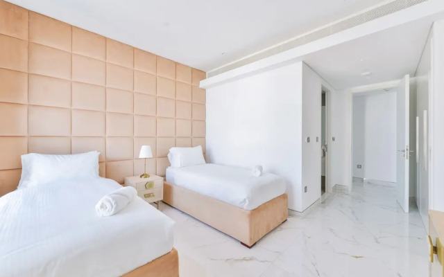 Stylish 2BR on Bluewaters Island