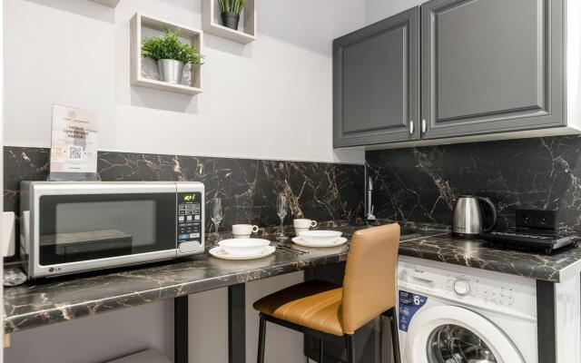 MOKO Apartments at 41 Vernadsky Avenue