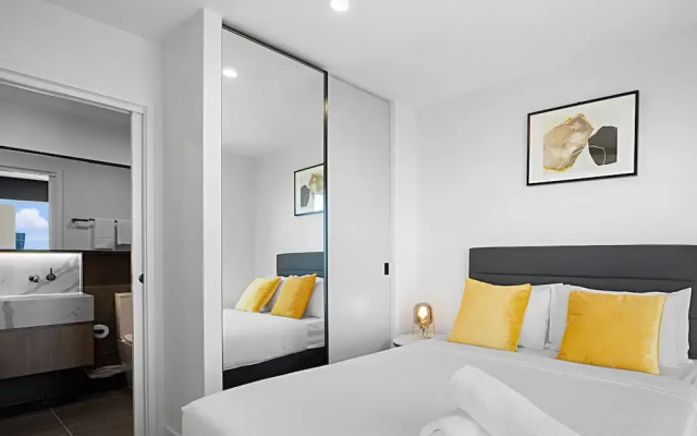 Lumina Suites