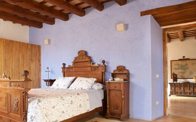 Traditional Estate From the XIV Century, With Swimming Pool