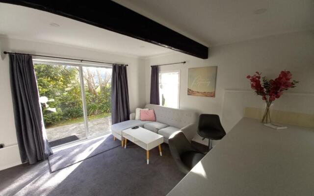 Lemon Tree Apartment Tawa