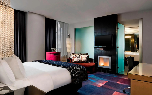 W Minneapolis - The Foshay