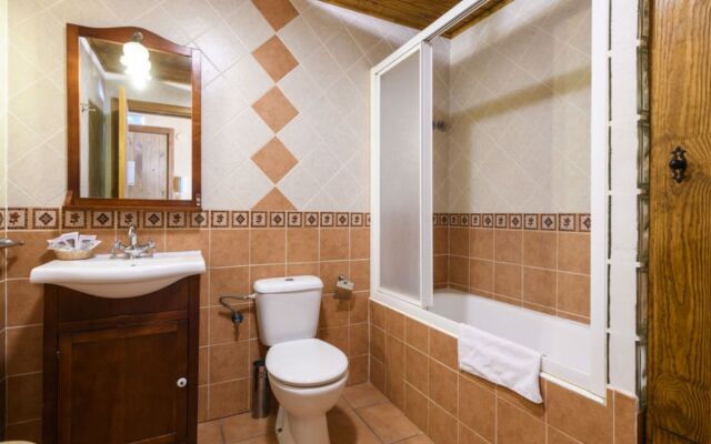 House Angelita Olocau del Rey 13406