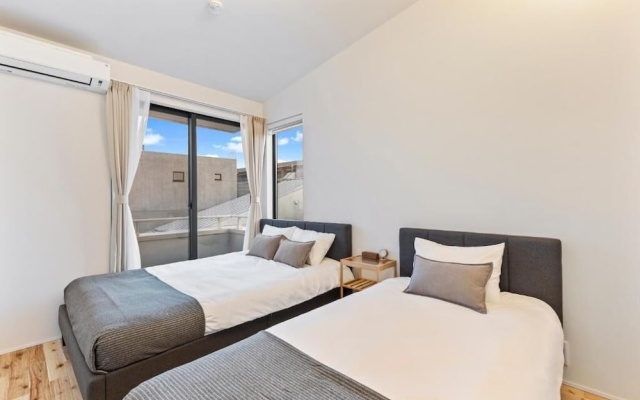 Zushi Beach Terrace – Guest Rooms – Zushi