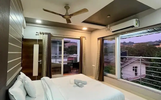 Greystone 4BHK Pvt Pool by Stellar Stays