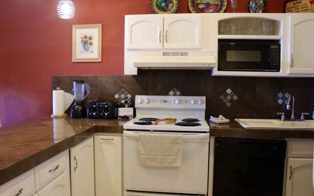 Marina Pinacate 2BR 306-v by Casago