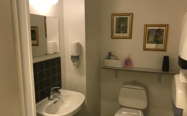 Hunnebergs Gård Hostel & Camping