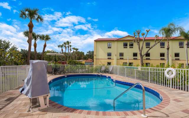 Quality Inn - Near Serenoa Golf Club