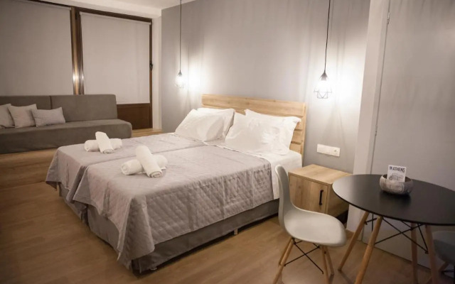 2 The Point Suites