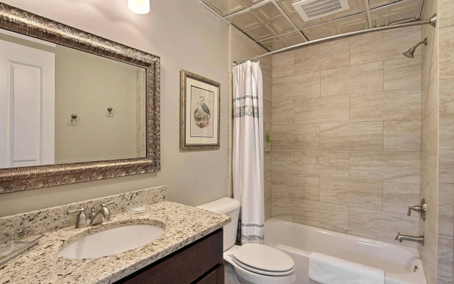 The Suites at Bay
