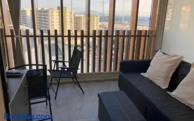 Westone Suite710-hosted by Sweetstay