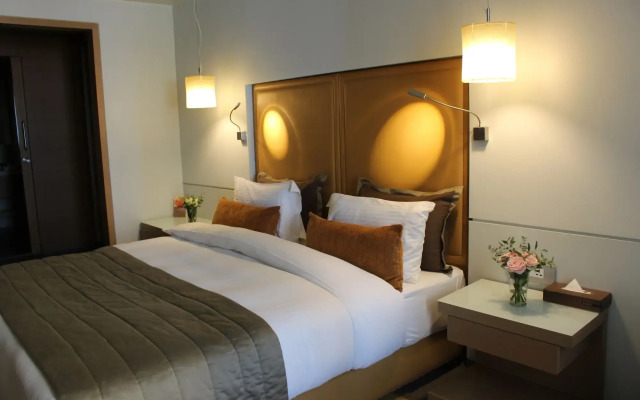 Saifi Suites Hotel