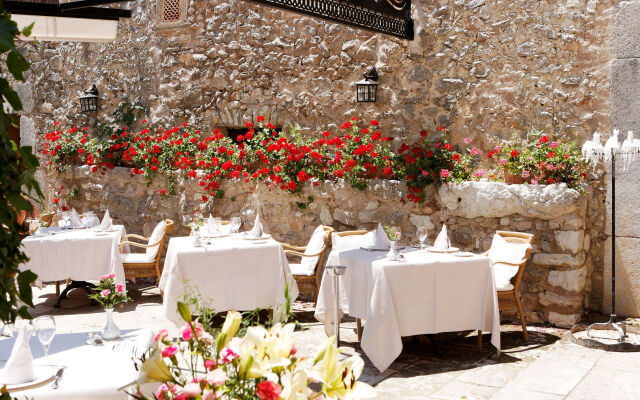 L'Hermitage Hotel & Spa