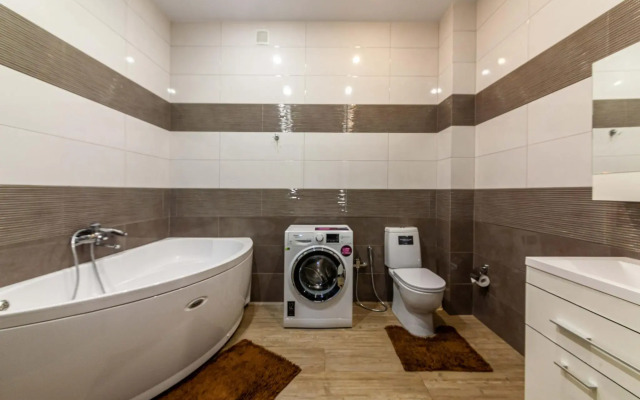 Апартаменты на улице Чкалова 75