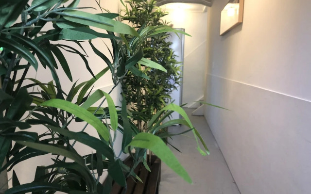 R-Guest Residence