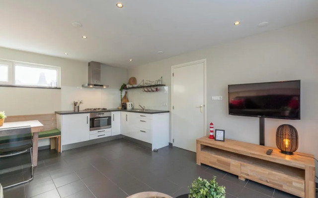 Elegant Beachside Holiday Home