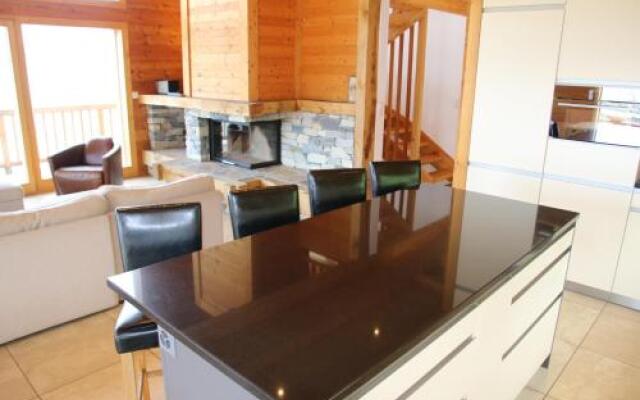 Egg SAUNA & LUXURY chalet 16 pers