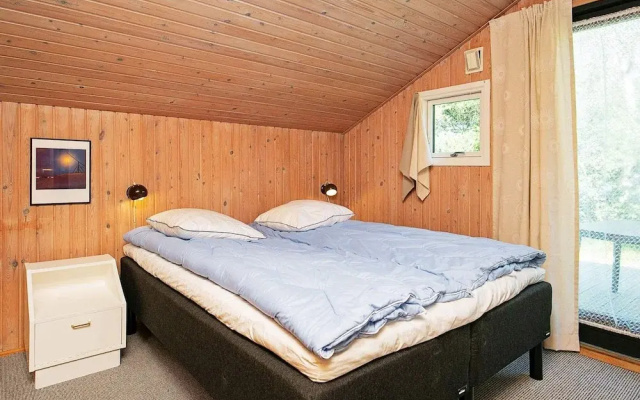 6 Person Holiday Home in Albaek