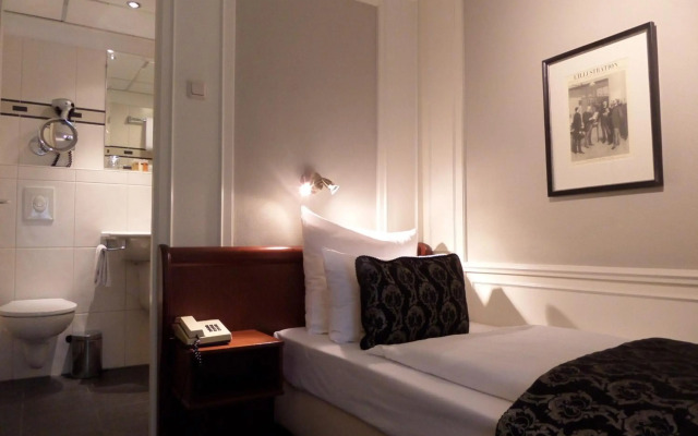 Apollofirst Boutique Hotel