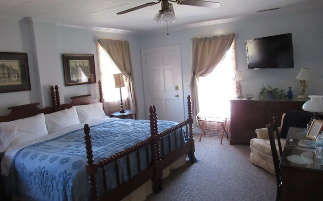 Carrier Houses B&B