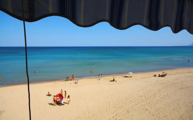 Gorgeous Beach House