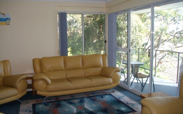 Sunset Towers,  Unit 9/25 Donald Street