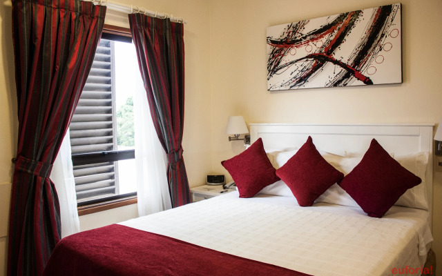 Le Moustier Suites