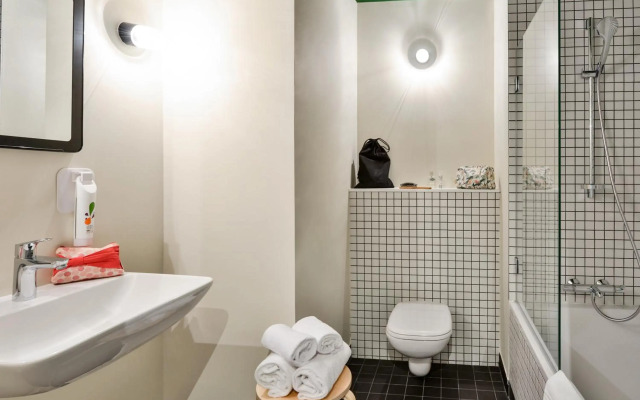 ibis Styles Lyon Meyzieu Arena Stadium
