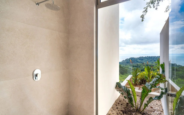 Casa Frenchie Luxury Oceanview Jungle Villa 12pp