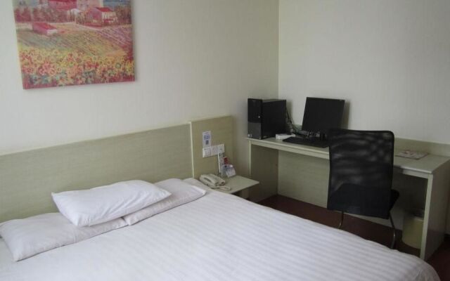 Hanting Express Yangzhou Jiangyang Middle Road