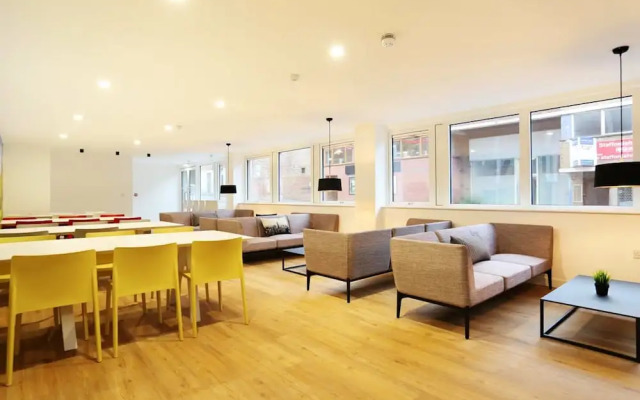 Studio for STUDENTS-NEWCASTLE UNDERLYME