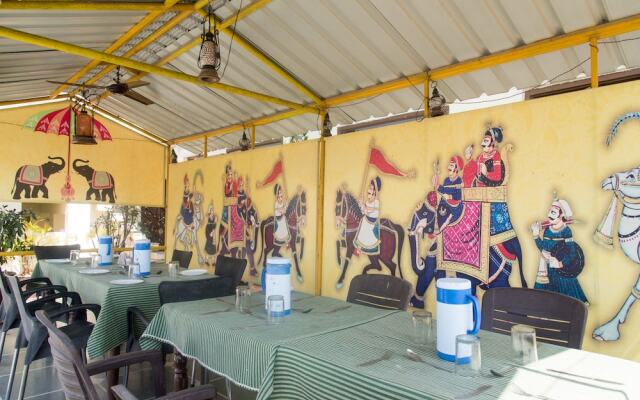 OYO 12250 Home Kesar Vilas near Trident Udaivilas