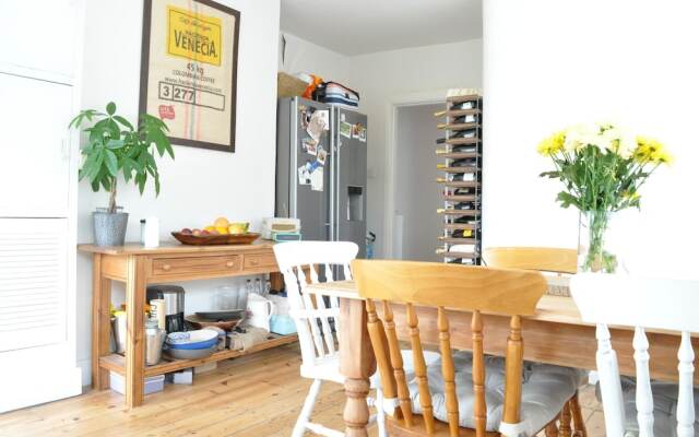 2 Bedroom Home in Balham