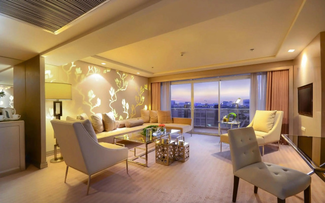 Midas Hotel & Casino