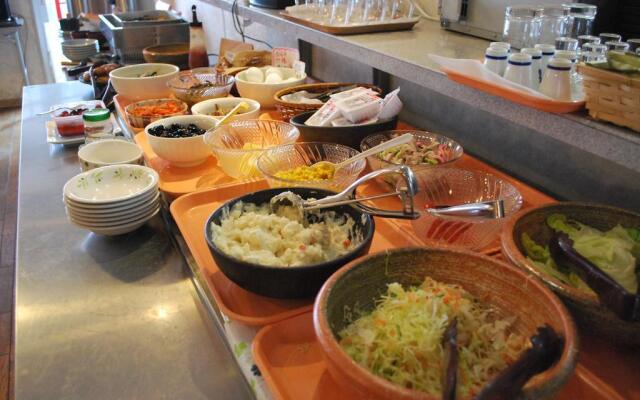 Hotel Folkloro Takahata