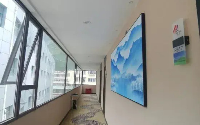 Lixian Impression Hotel