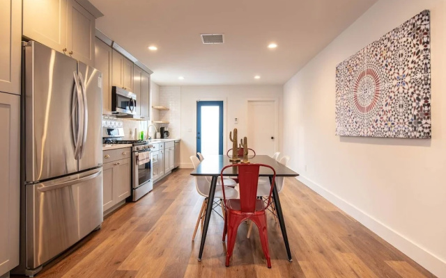 Newly Remodeled 3 BDR House Near Dodgers Stadium