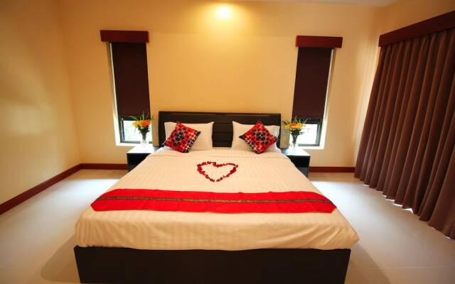 Bang Saray Pool Villa by Pattaya Sunny Rentals
