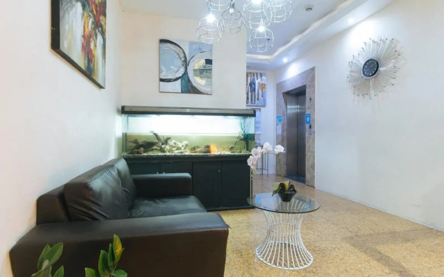 RedDoorz Plus @ Buendia Ave Makati