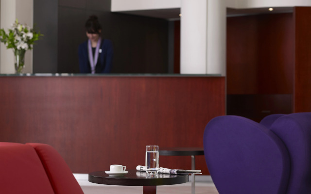 Kyma Suites Beach Hotel